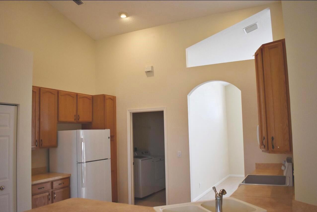 PORT ST LUCIE SECTION 13 - Residential Lease