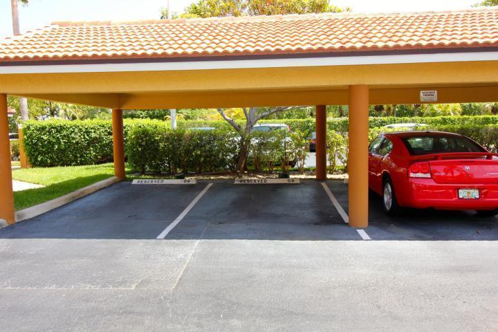 Yacht Club - Residential Lease