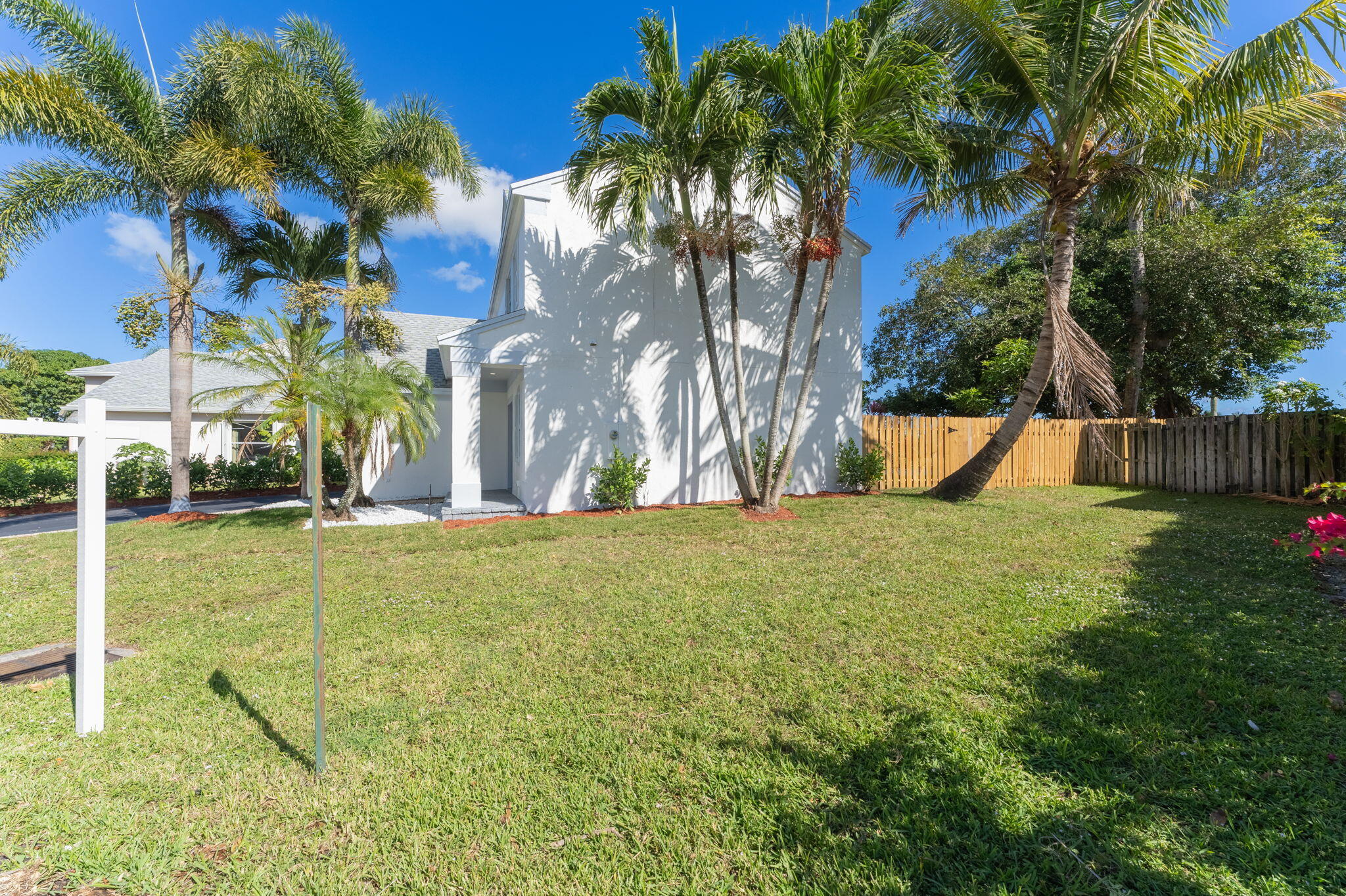 MEADOW LAKE - Residential