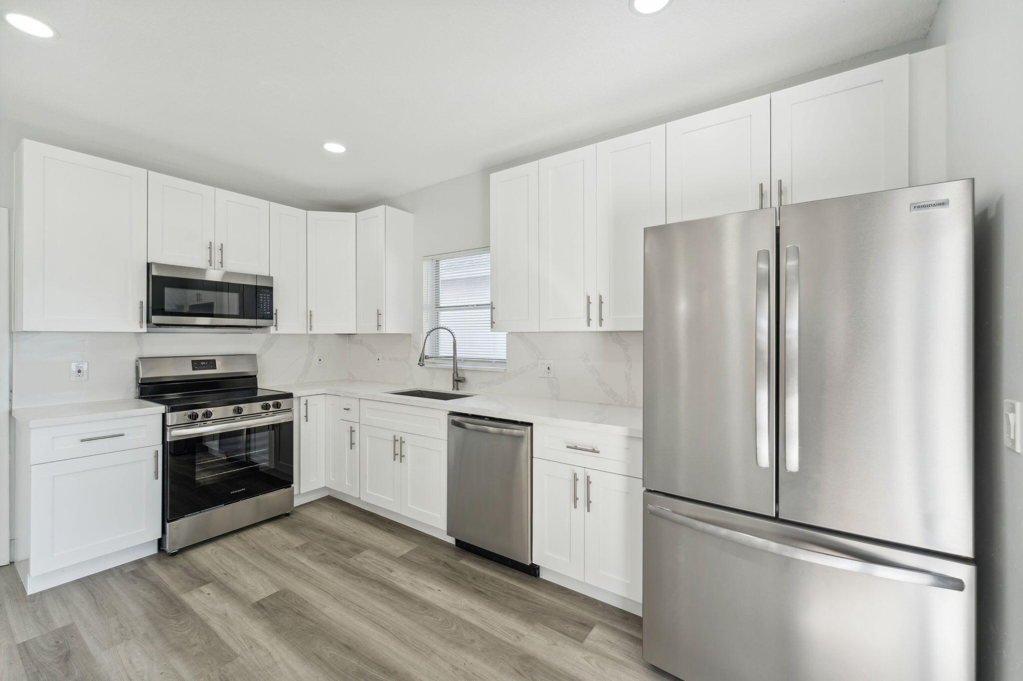 MEADOW LAKE - Residential