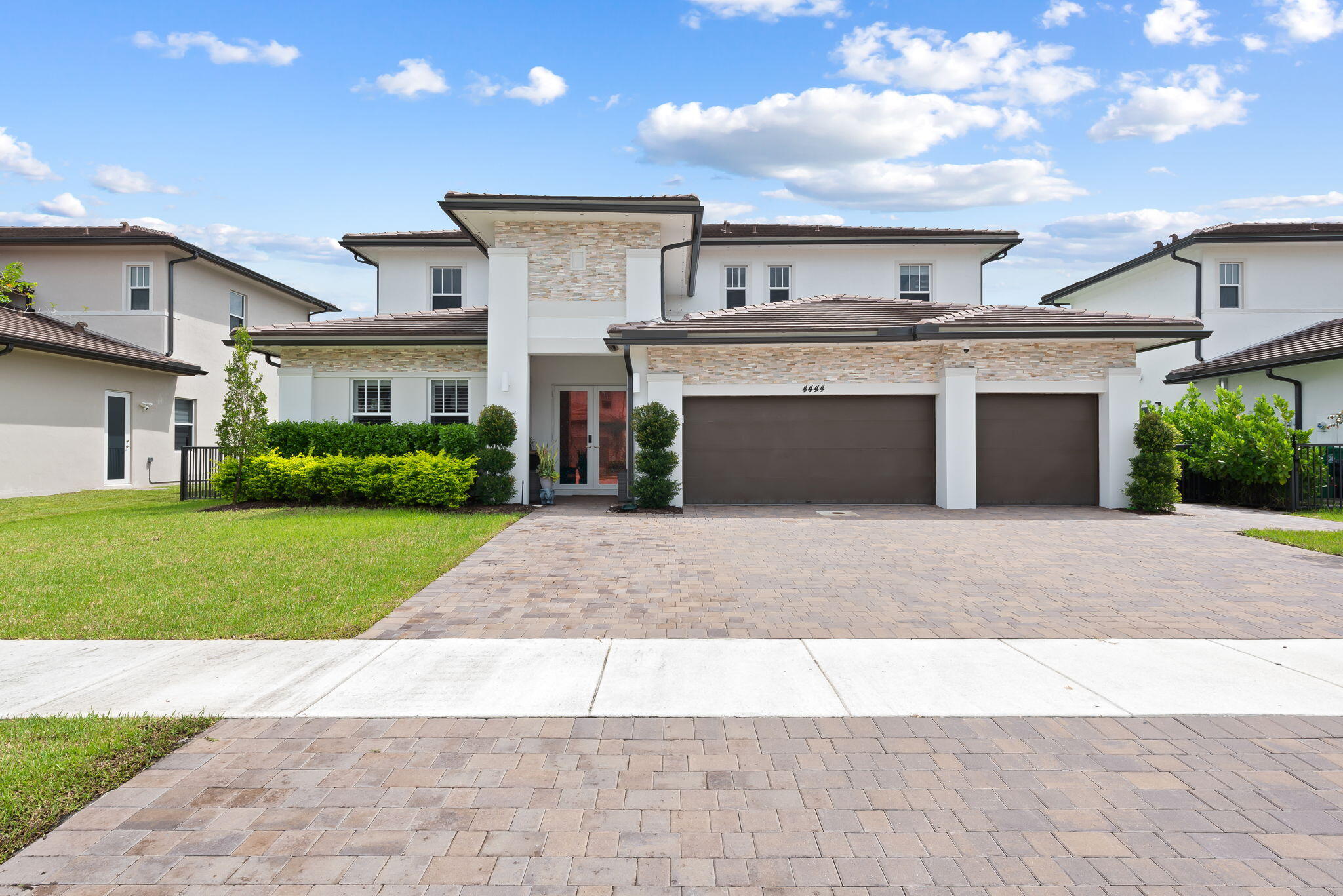 4444 SW 122nd Terrace