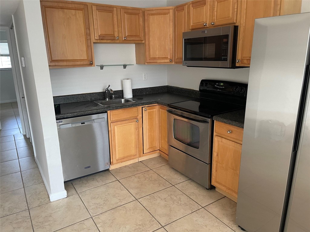 4051 NE 13th Avenue 52-3