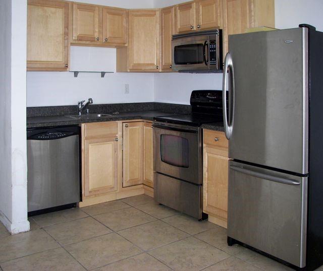 4051 NE 13TH AV 52-3