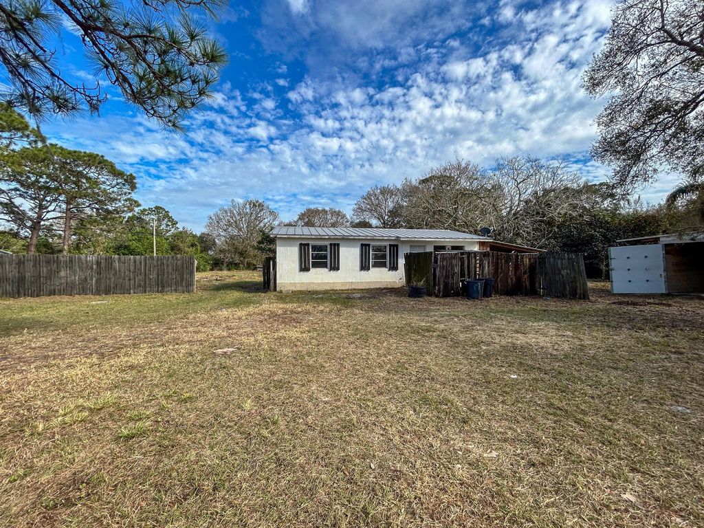Photo of 850 E Coker Road, Fort Pierce, FL 34945 (MLS # R11055460)
