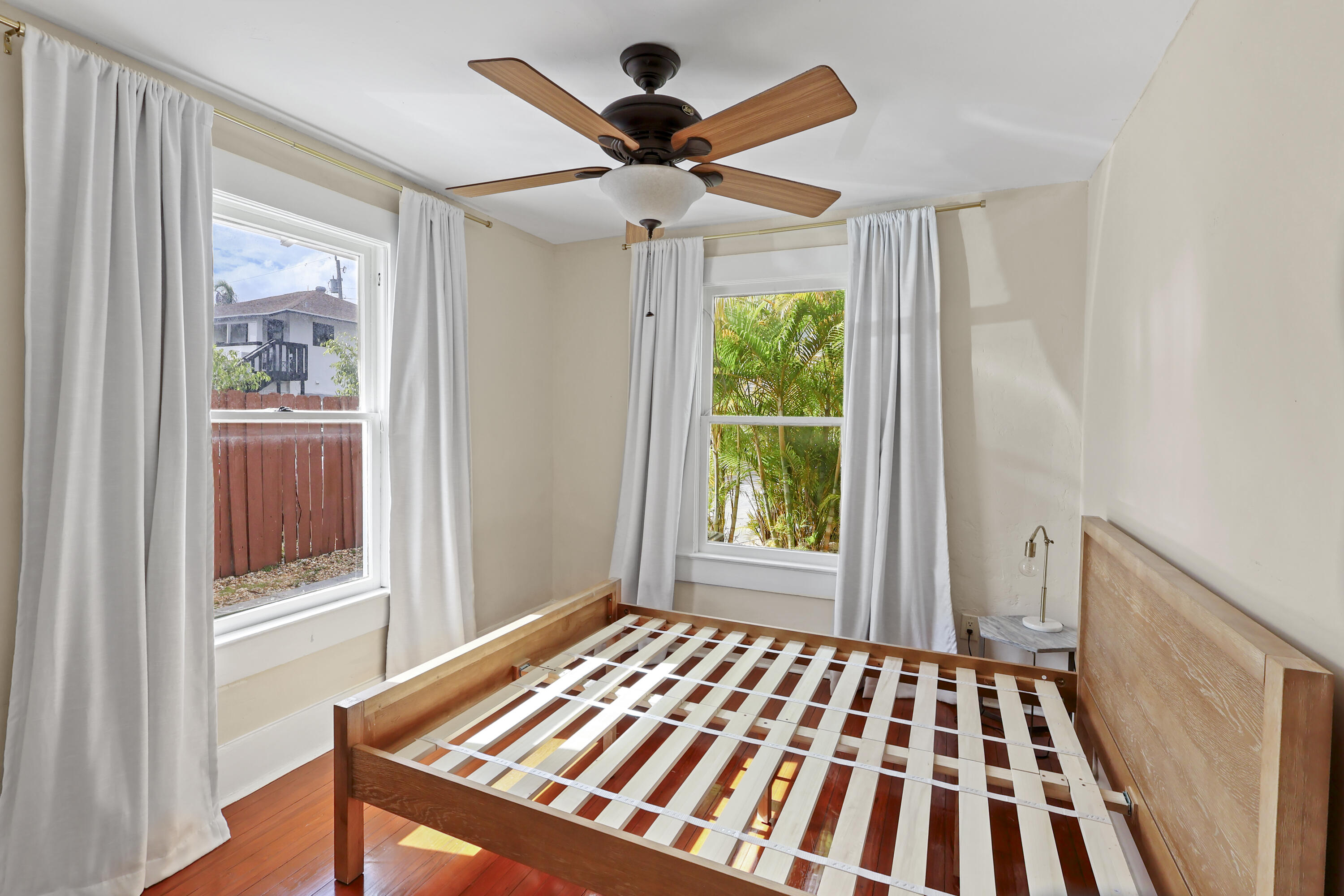 MOSS & HEISLER - Residential Income