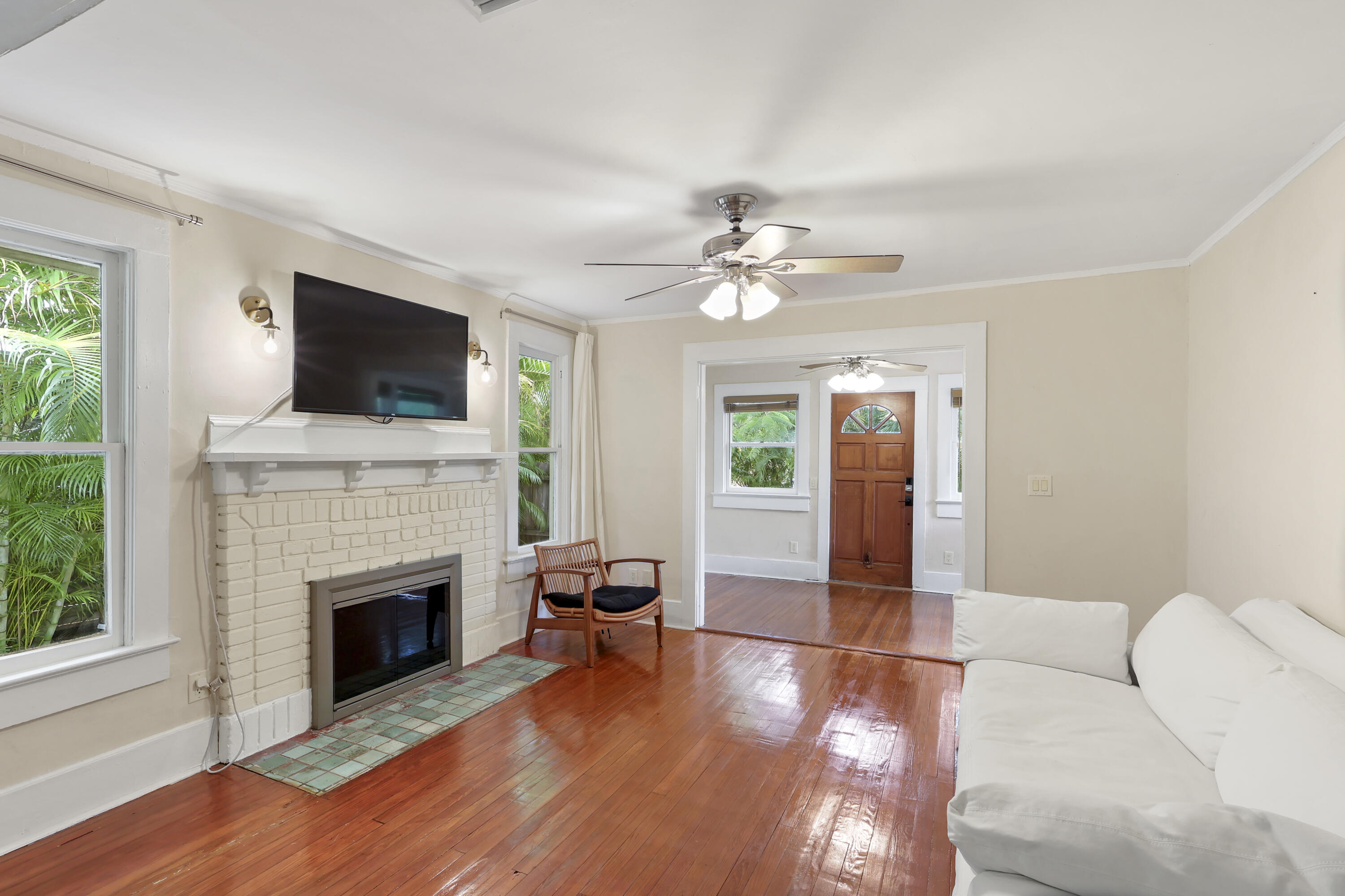 MOSS & HEISLER - Residential Income