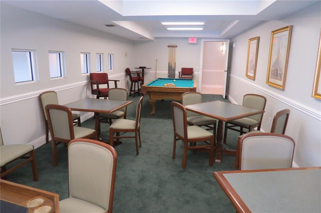 THE POINTE - Residential