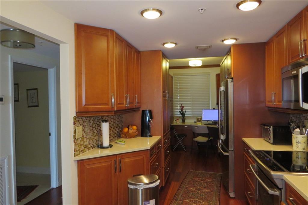 THE POINTE - Residential