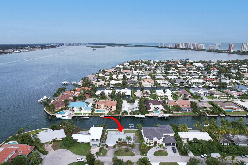 Photo of 1050 Bimini Lane, Singer Island, FL 33404 (MLS # R10941627)