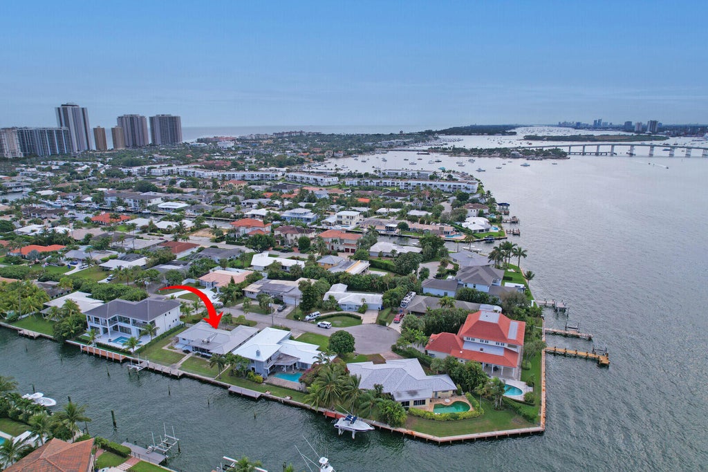 Photo of 1050 Bimini Lane, Singer Island, FL 33404 (MLS # R10941627)