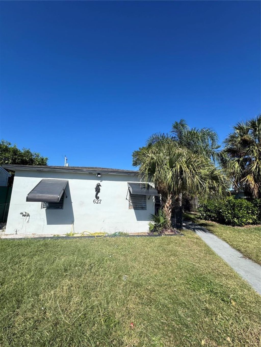 Photo of 627 W Pine Street #3, Lantana, FL 33462 (MLS # F10536887)