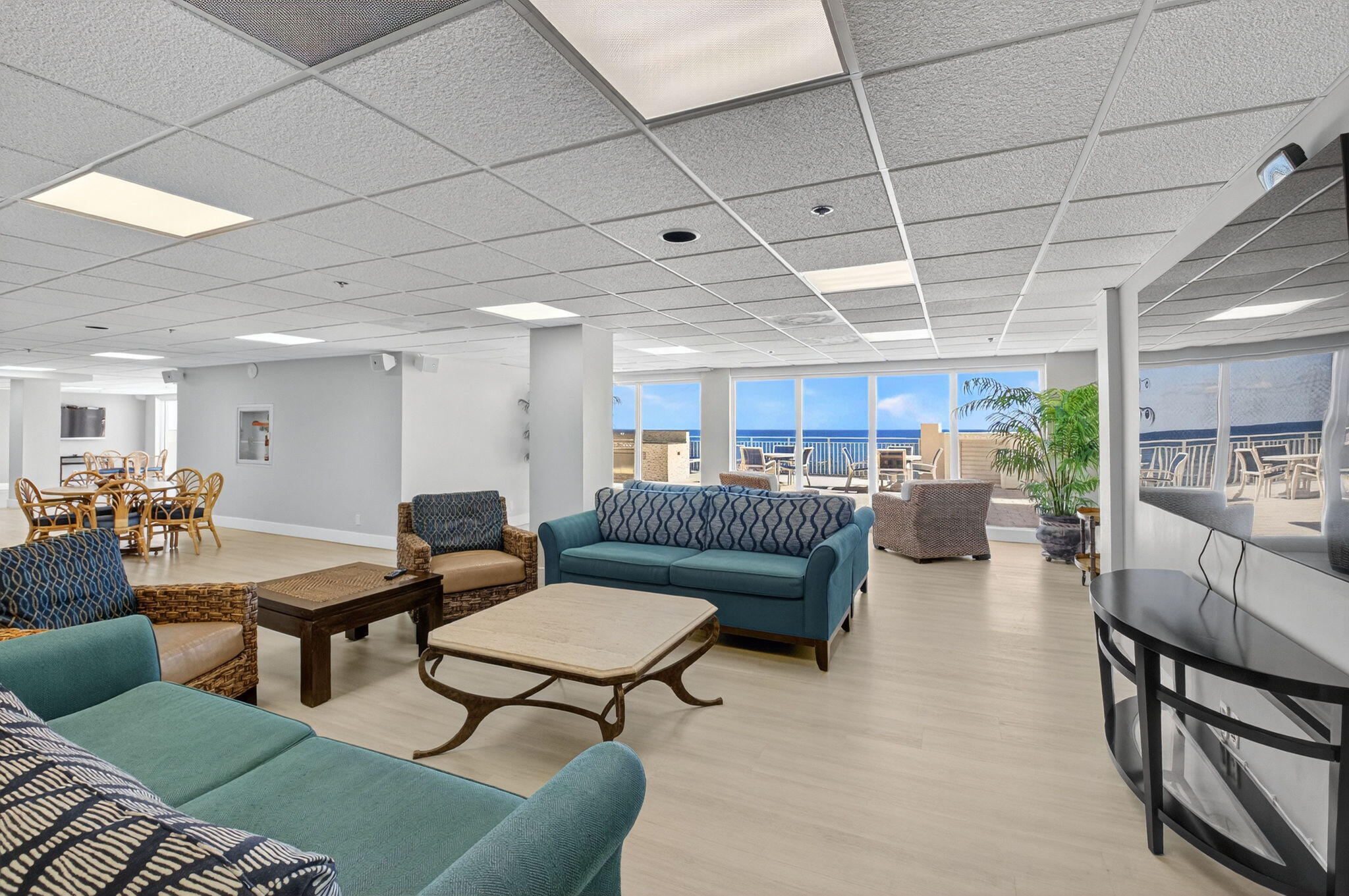 45 OCEAN CONDO - Residential