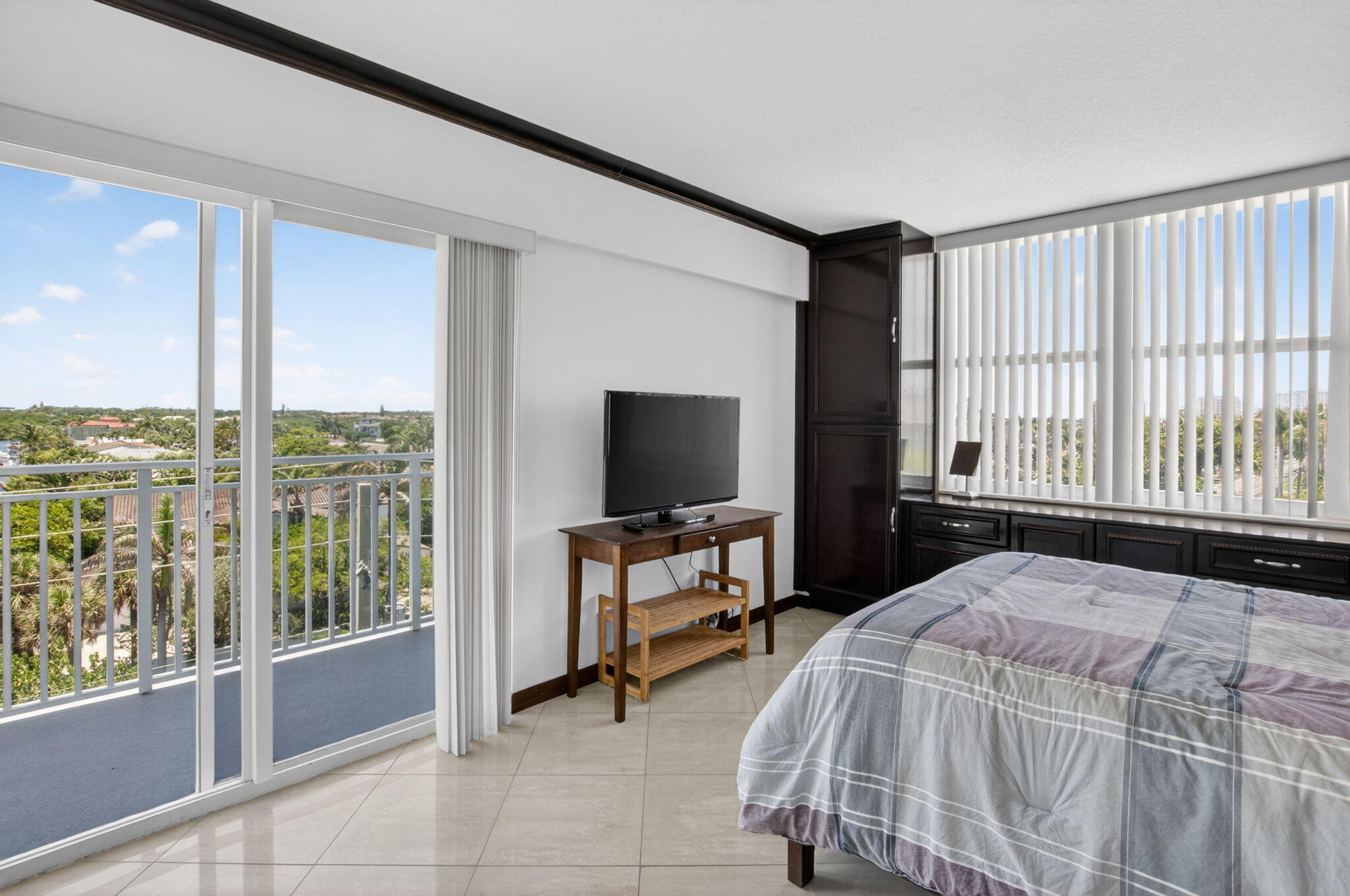 45 OCEAN CONDO - Residential