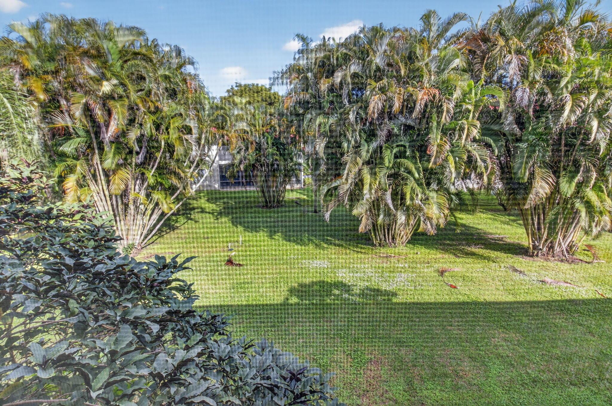 LEXINGTON CLUB VILLAS CON - Residential