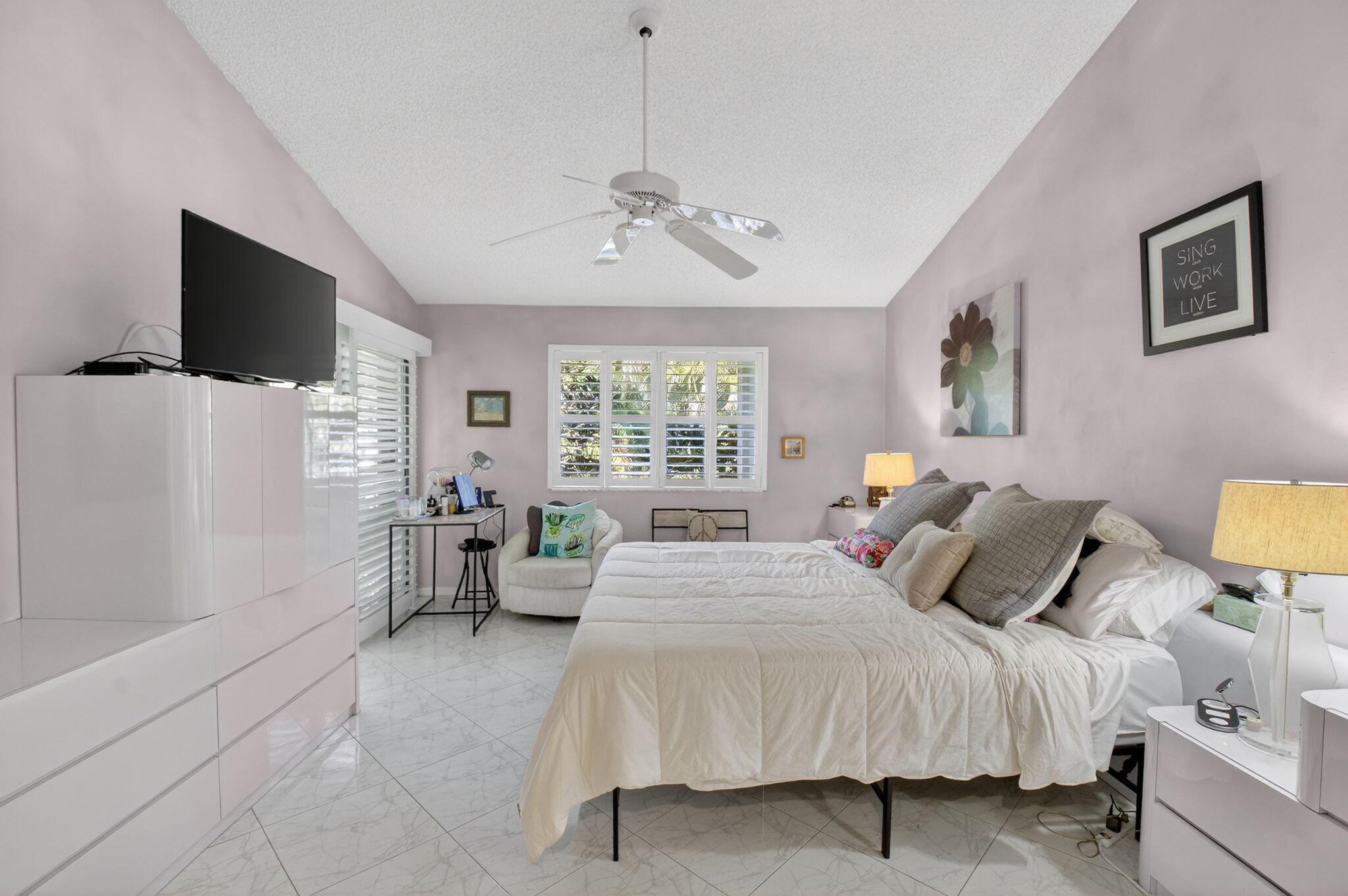 LEXINGTON CLUB VILLAS CON - Residential