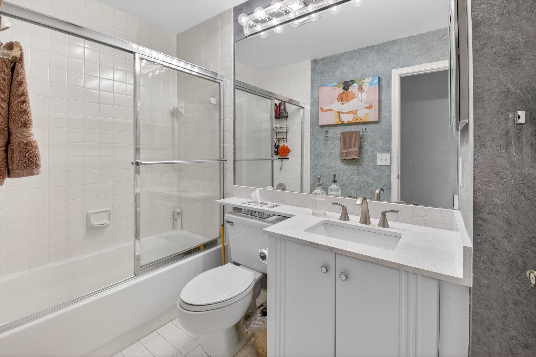 LEXINGTON CLUB VILLAS CON - Residential