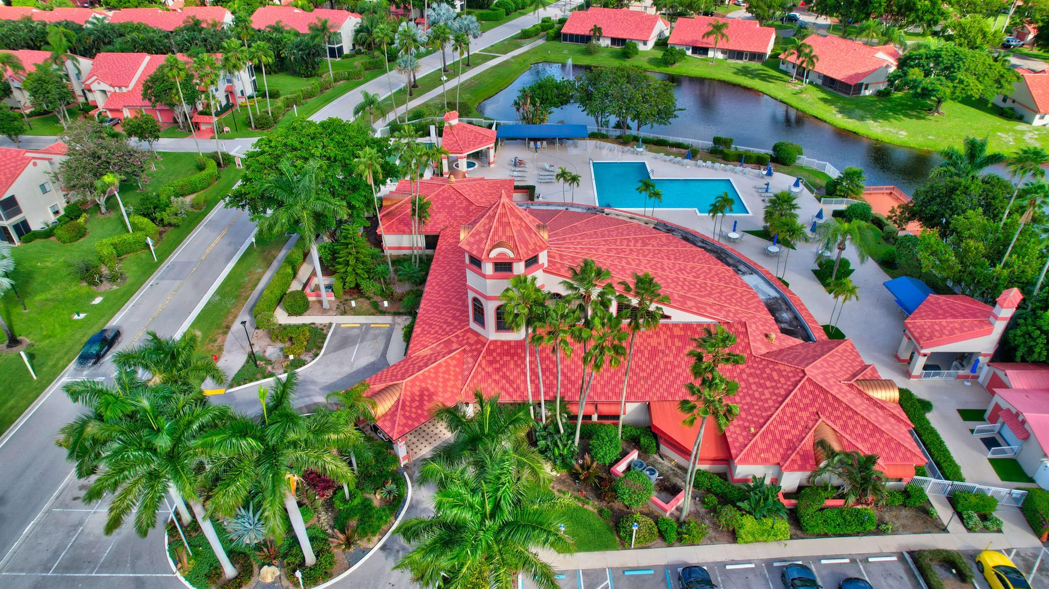 LEXINGTON CLUB VILLAS CON - Residential