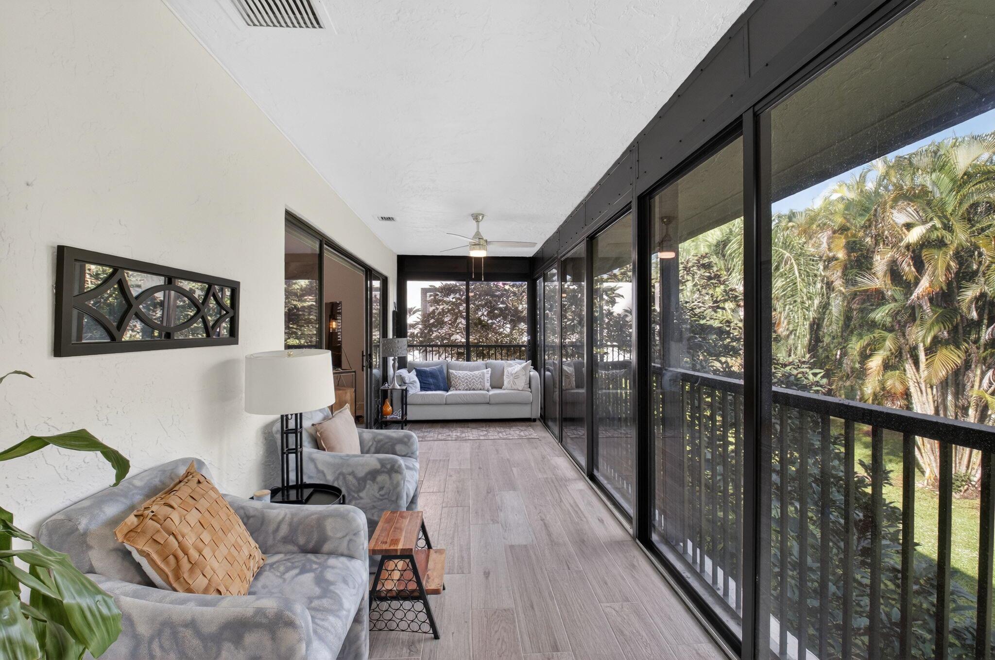 LEXINGTON CLUB VILLAS CON - Residential