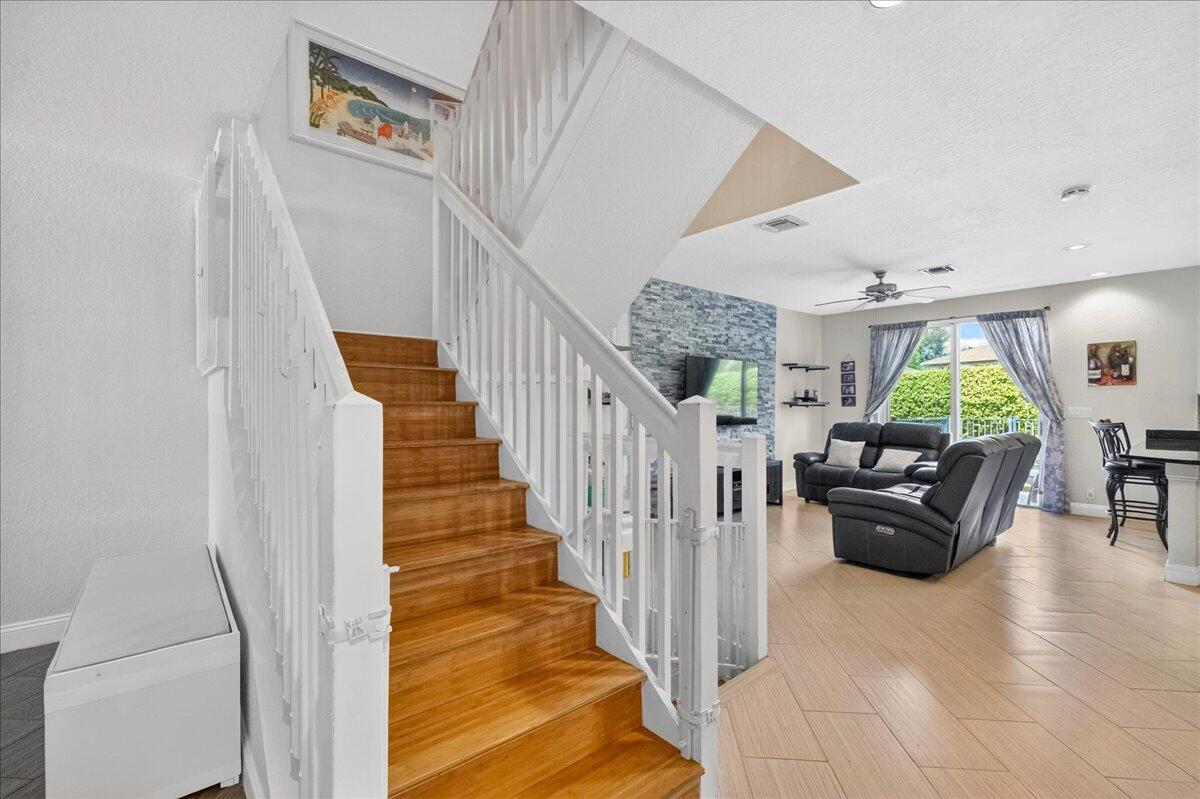 CEDAR RIDGE ESTATES - Residential