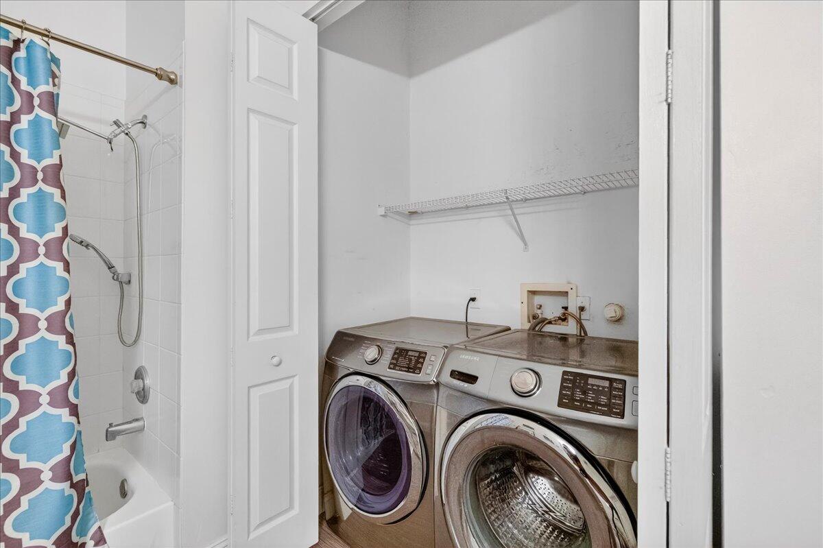 CEDAR RIDGE ESTATES - Residential