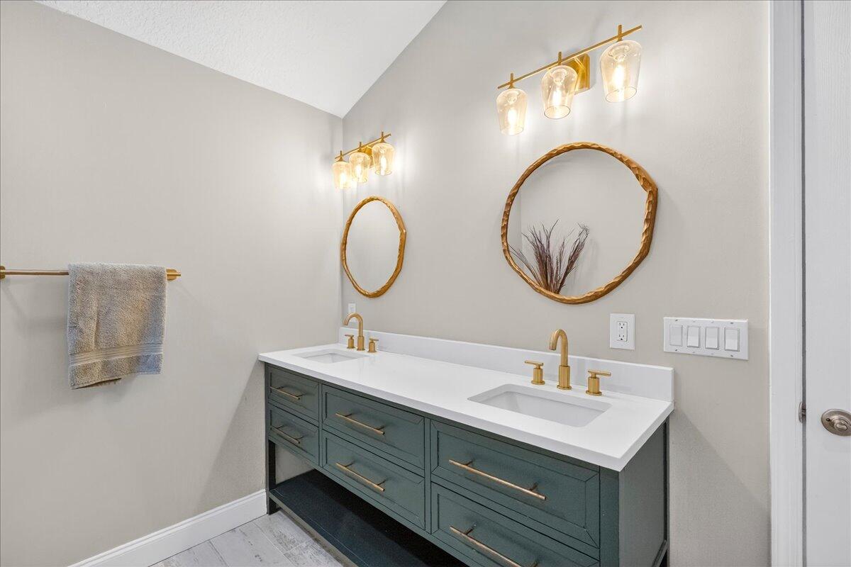 CEDAR RIDGE ESTATES - Residential