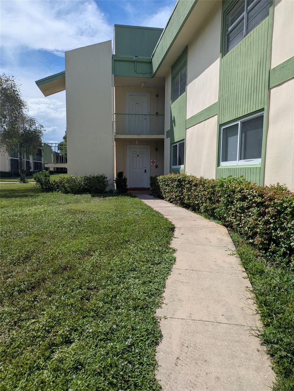 Photo of 4133 NW 88th Avenue #101, Coral Springs, FL 33065 (MLS # F10528243)