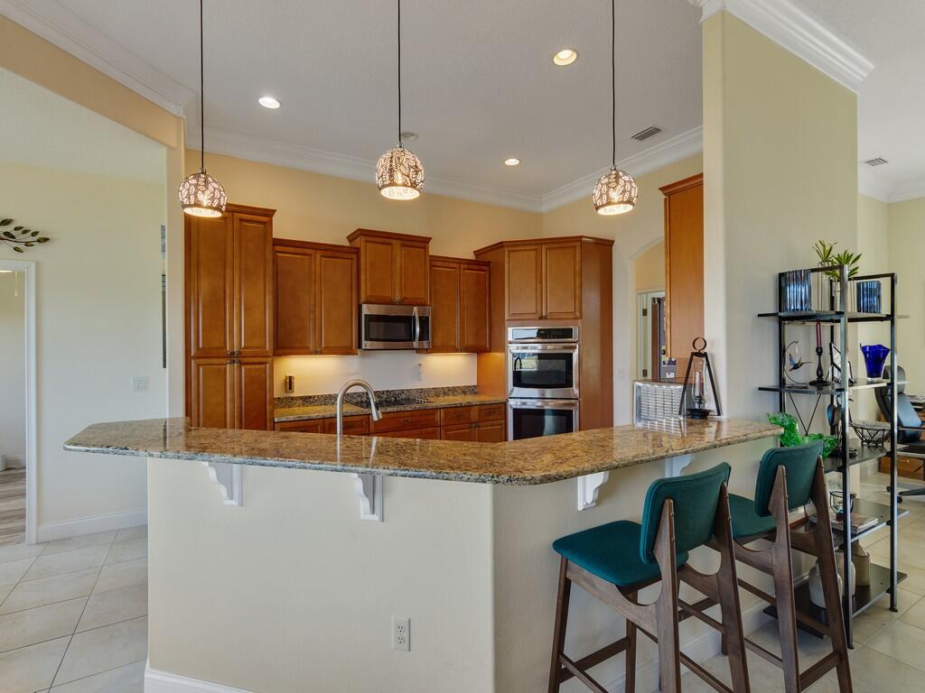 CROSS CREEK LAKE ESTATES - Residential