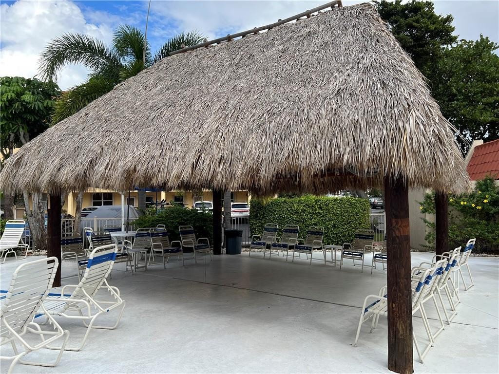 Island Club 3 - Residential
