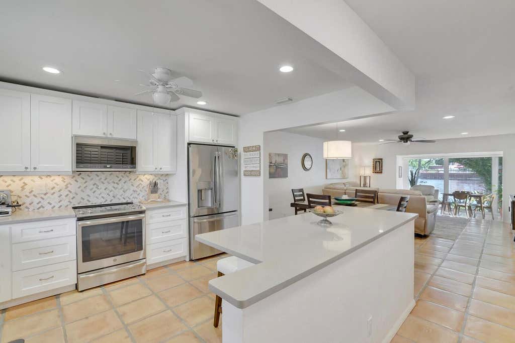 Photo of 772 Nantucket Circle #B, Greenacres, FL 33467 (MLS # R11085045)