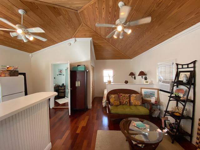 FLAMINGO PARK - Residential