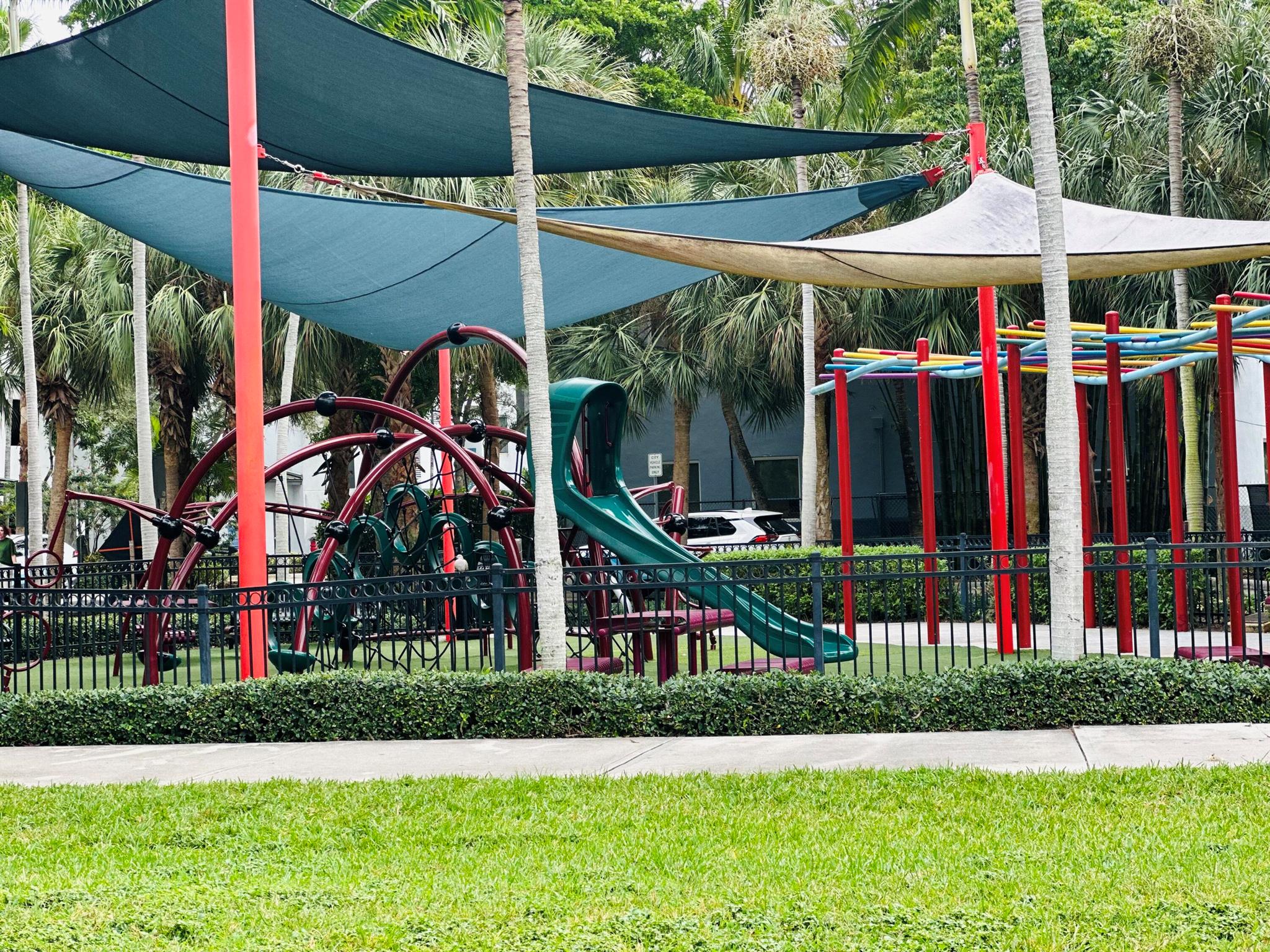 533 NE 3rd Avenue 341