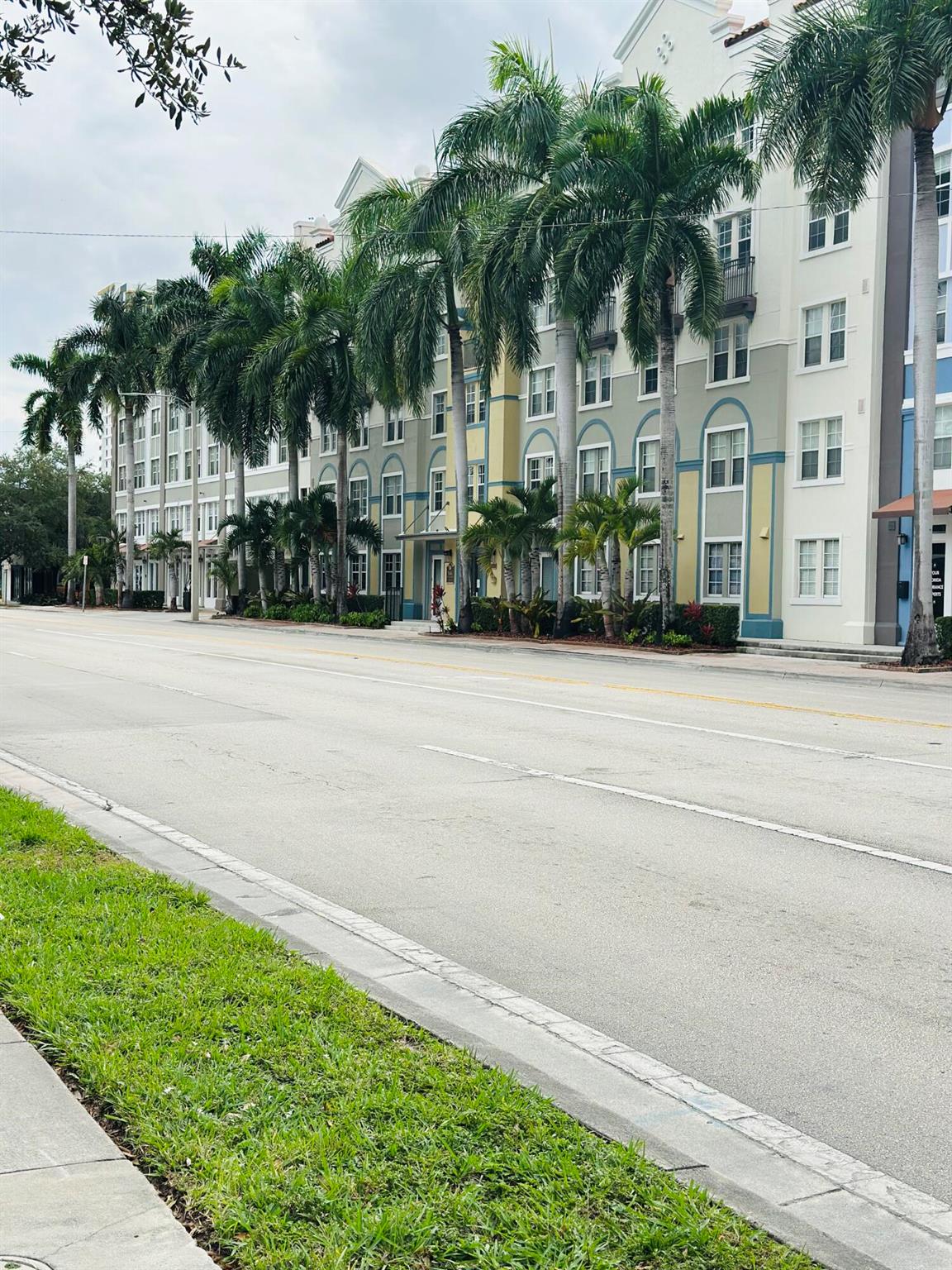 533 NE 3rd Avenue 341