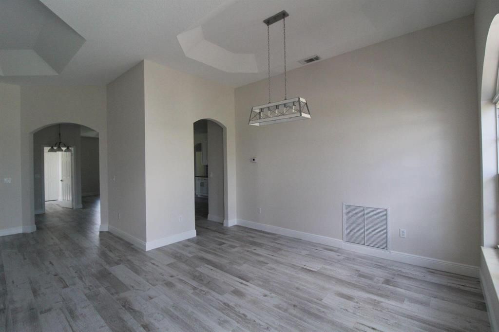 Photo of 5804 NW Dooley Circle Cir, Port Saint Lucie, FL 34986 (MLS # R10828676)