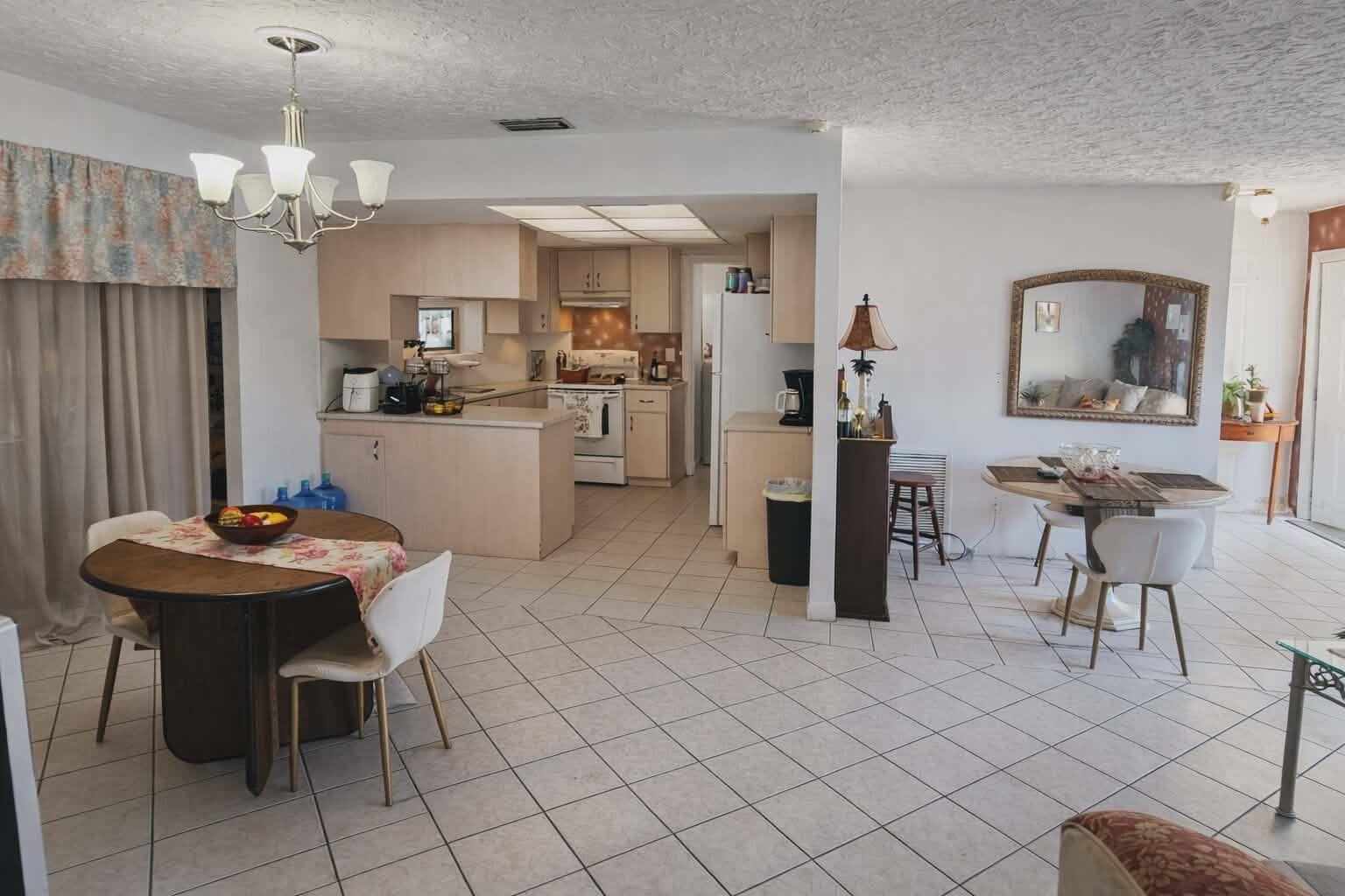 RIVER PARK UNIT 2 - Residential Lease