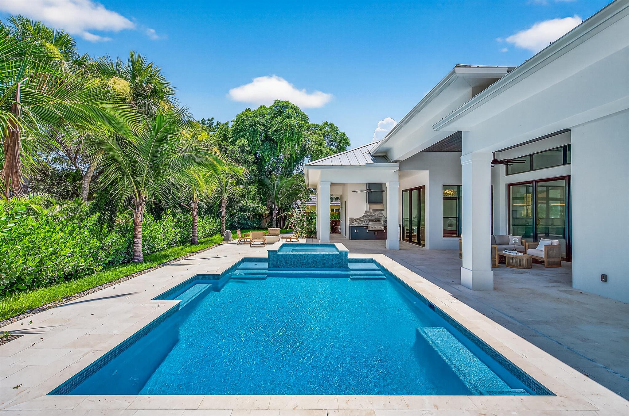 FLORALTON BEACH SUB REPLA - Residential