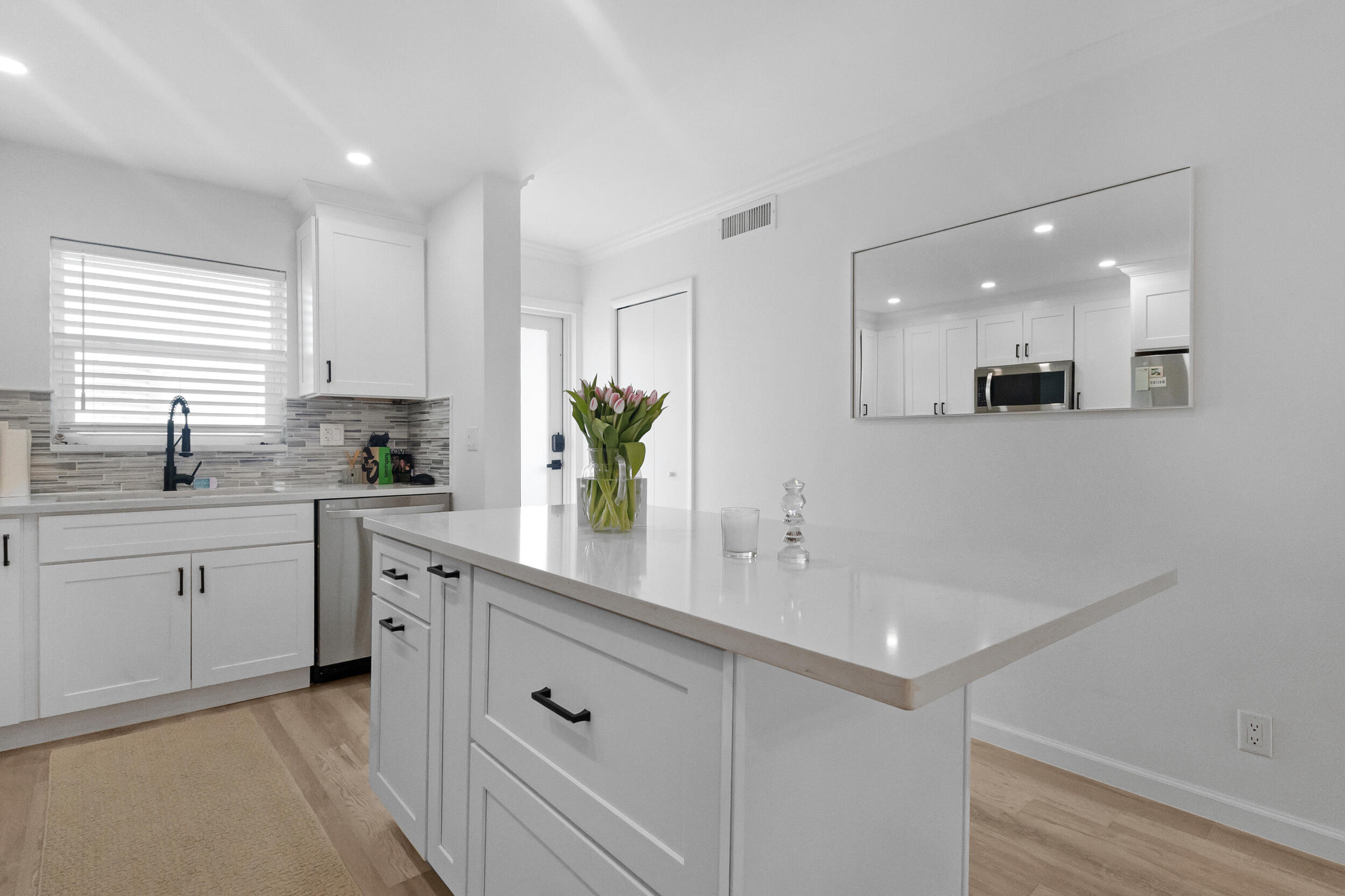 401 NE 19th Avenue 53