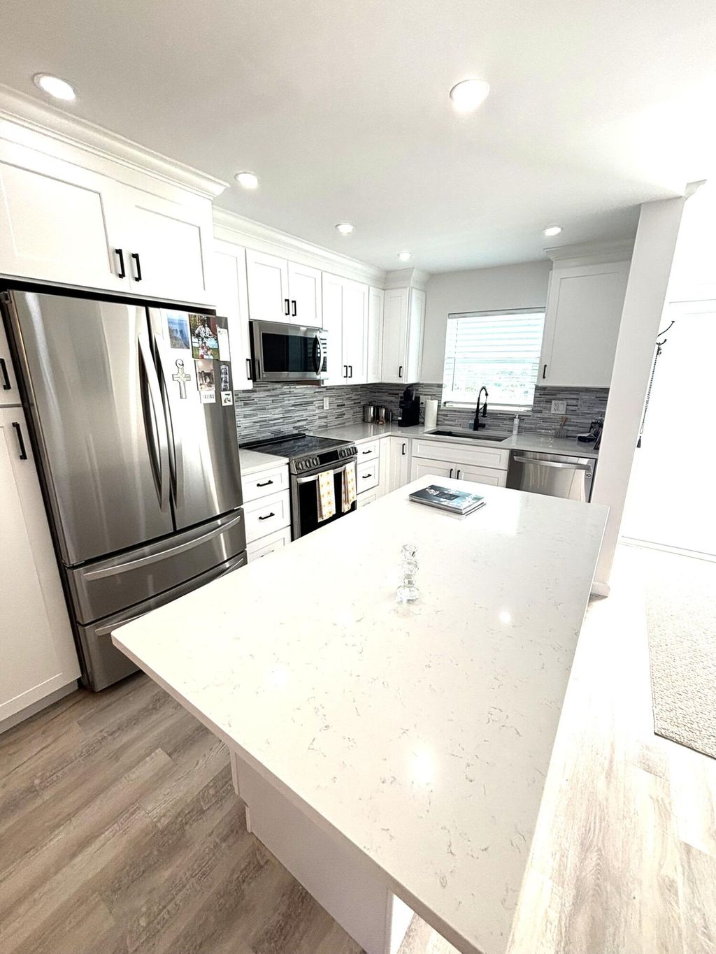 Photo of 401 NE 19th Avenue #53, Deerfield Beach, FL 33441 (MLS # B26000186)