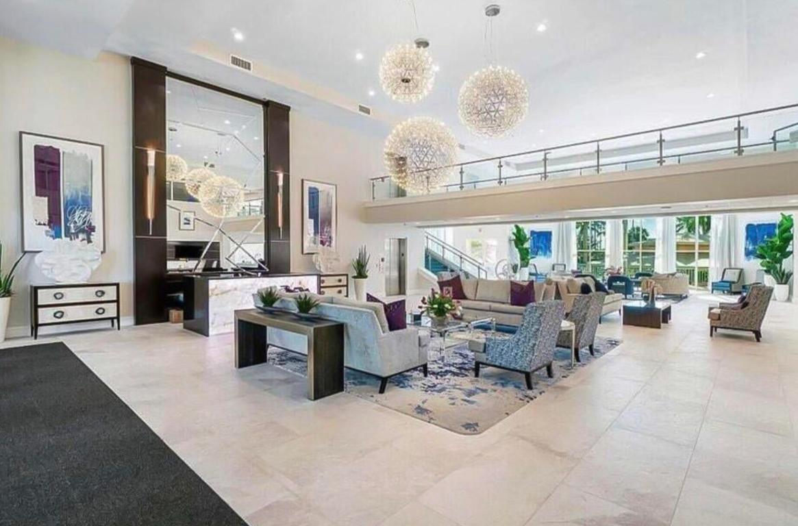 CORAL LAKES/REGAL SHORES CONDO - Residential