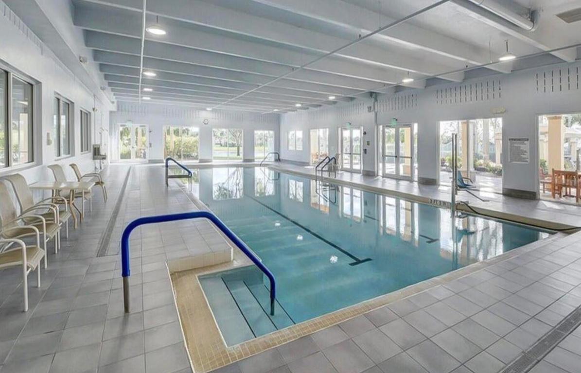 CORAL LAKES/REGAL SHORES CONDO - Residential