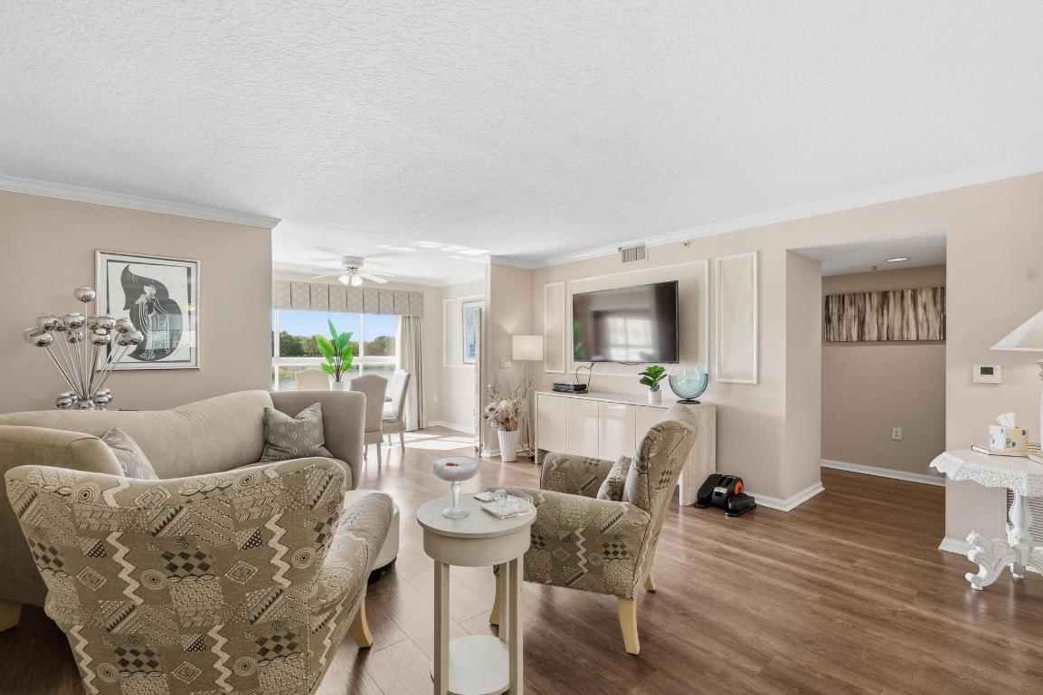 CORAL LAKES/REGAL SHORES CONDO - Residential