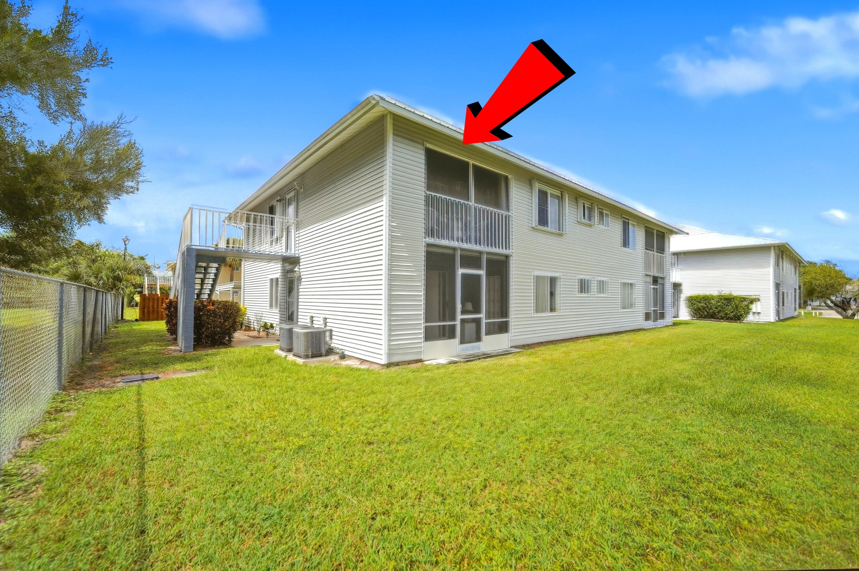 105 SE Village Drive, Port St Lucie, FL, 34952/$164,321 4 105 SE Village Drive