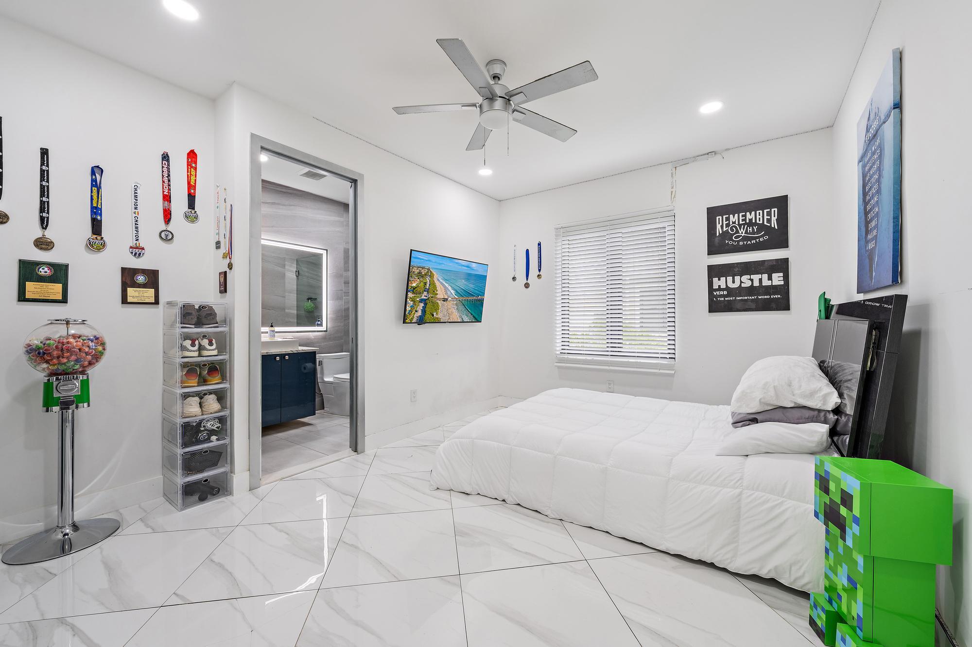 EQUUS - Residential