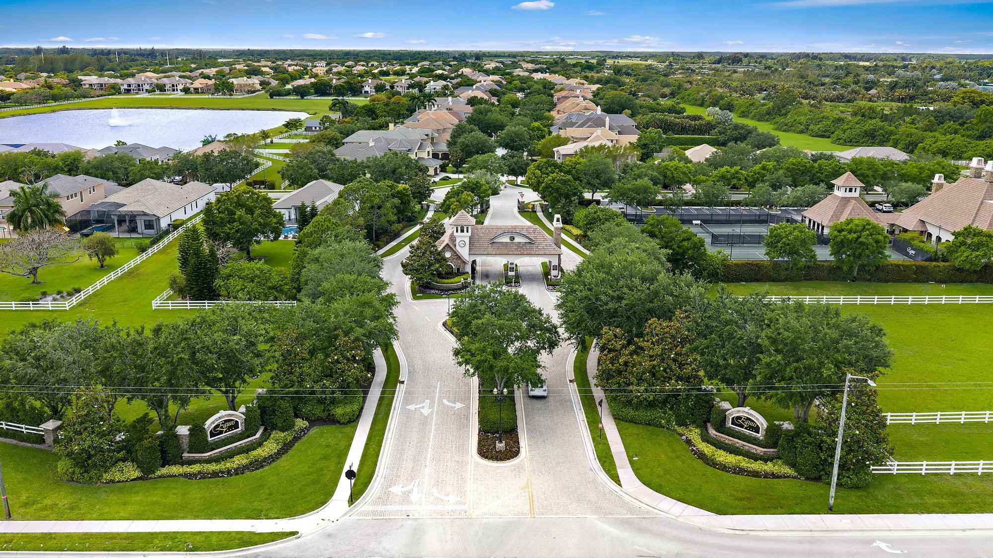 EQUUS - Residential