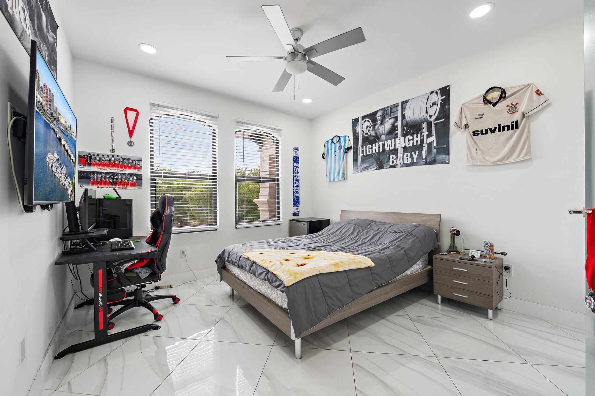 EQUUS - Residential