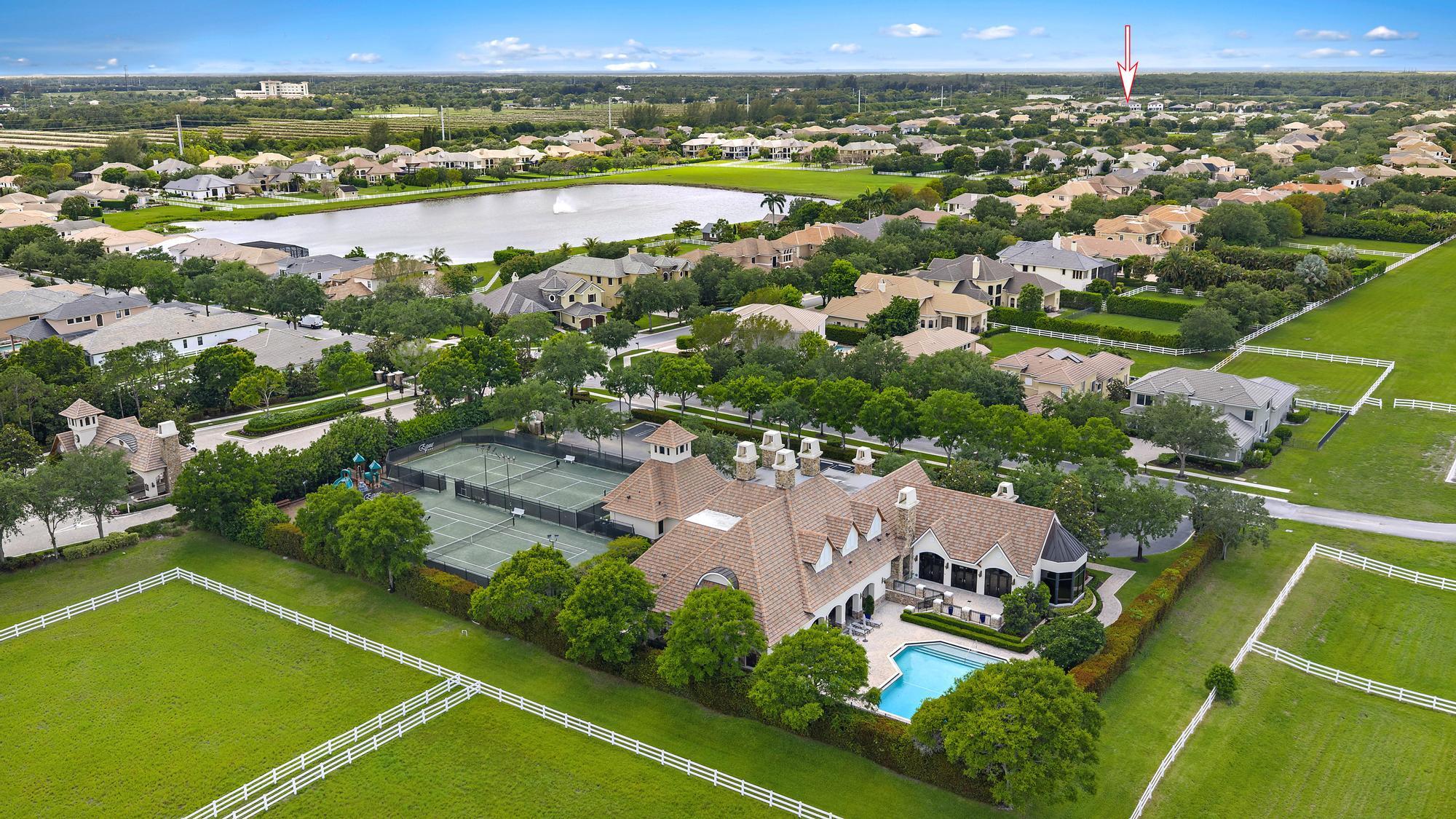 EQUUS - Residential