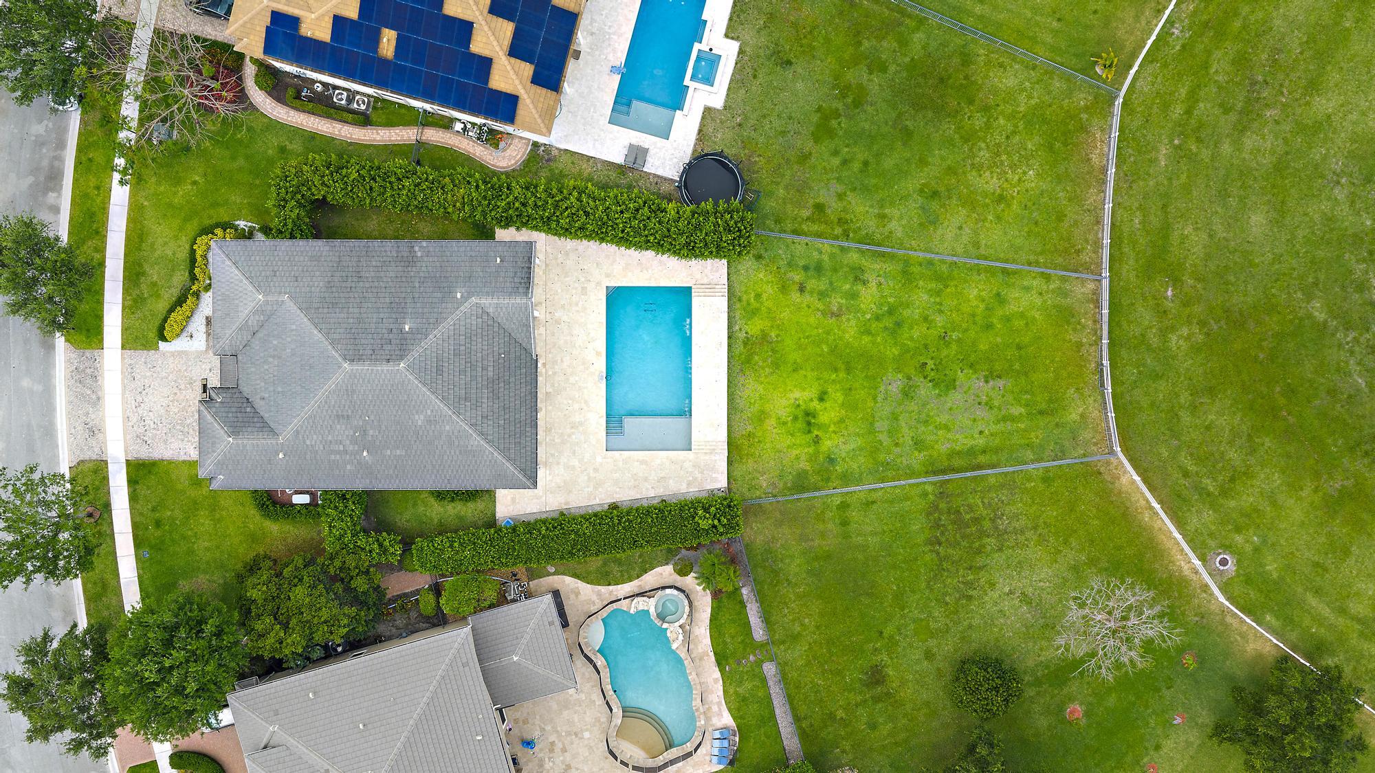 EQUUS - Residential