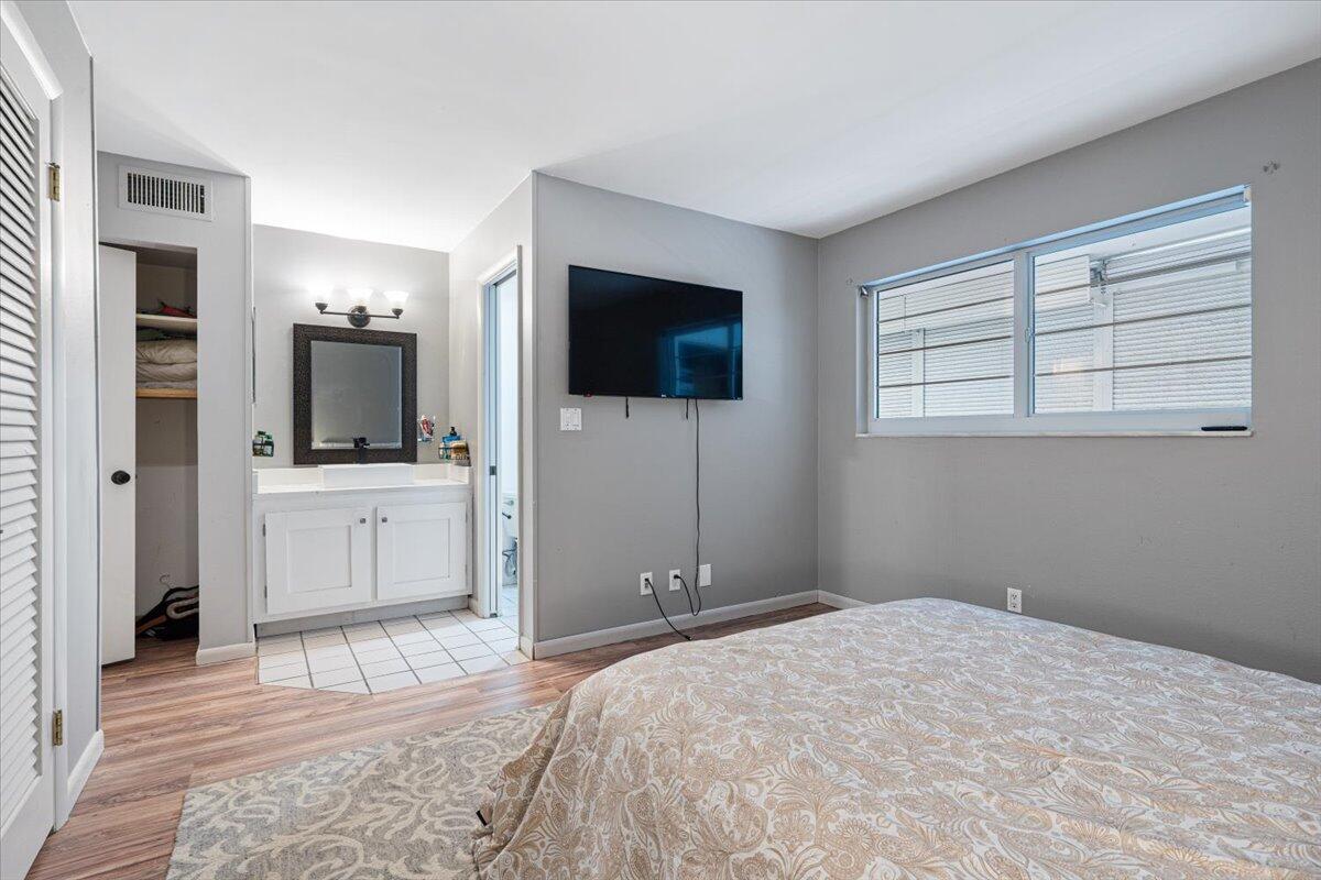 TRAILS END VILLAS INC CON - Residential