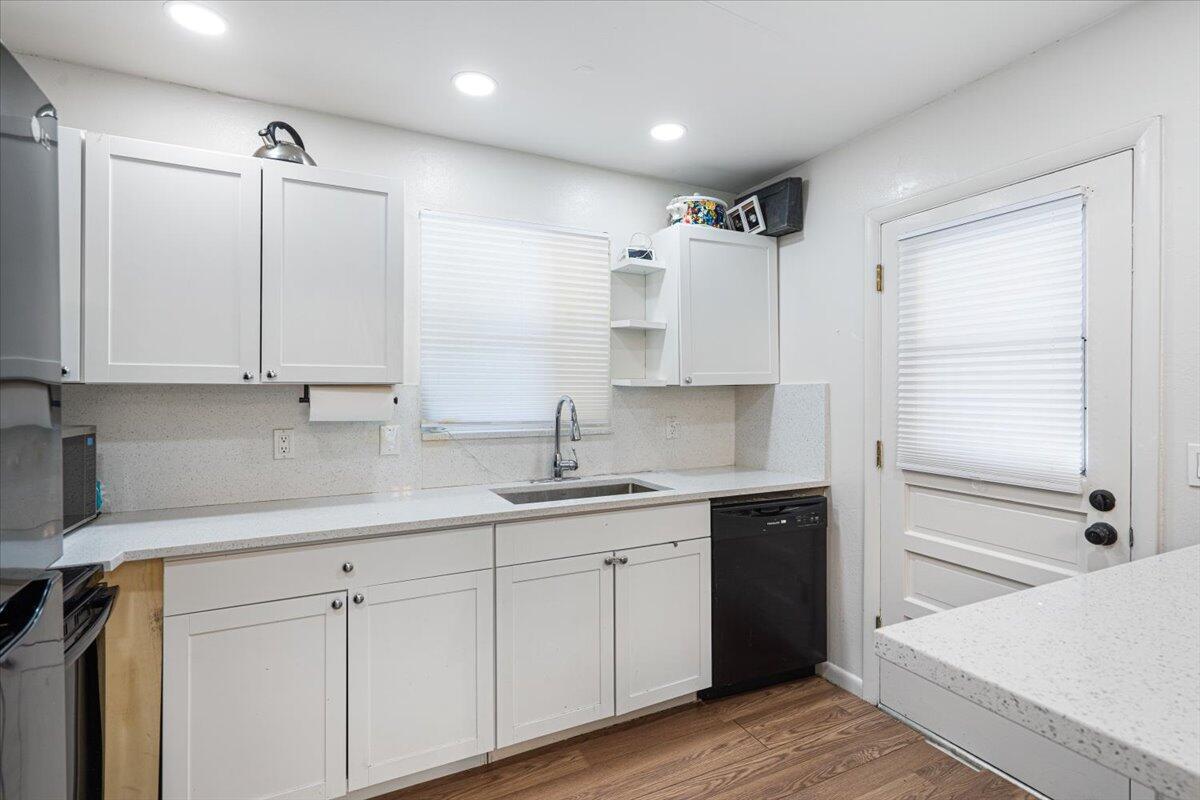 10821 N Military Trail 3