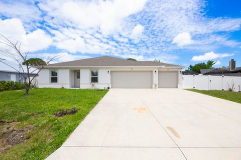 228 SE Sims Circle Port St Lucie FL 34984