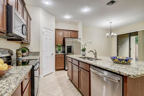 Georgian Courts Townhome SOLD! 13374 Georgian Court 10366 Wellington Parc Drive Wellington FL 33449